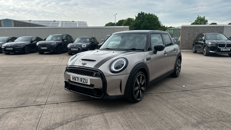 MINI Hatchback 2.0 Cooper S Exclusive 5dr Petrol Hatchback